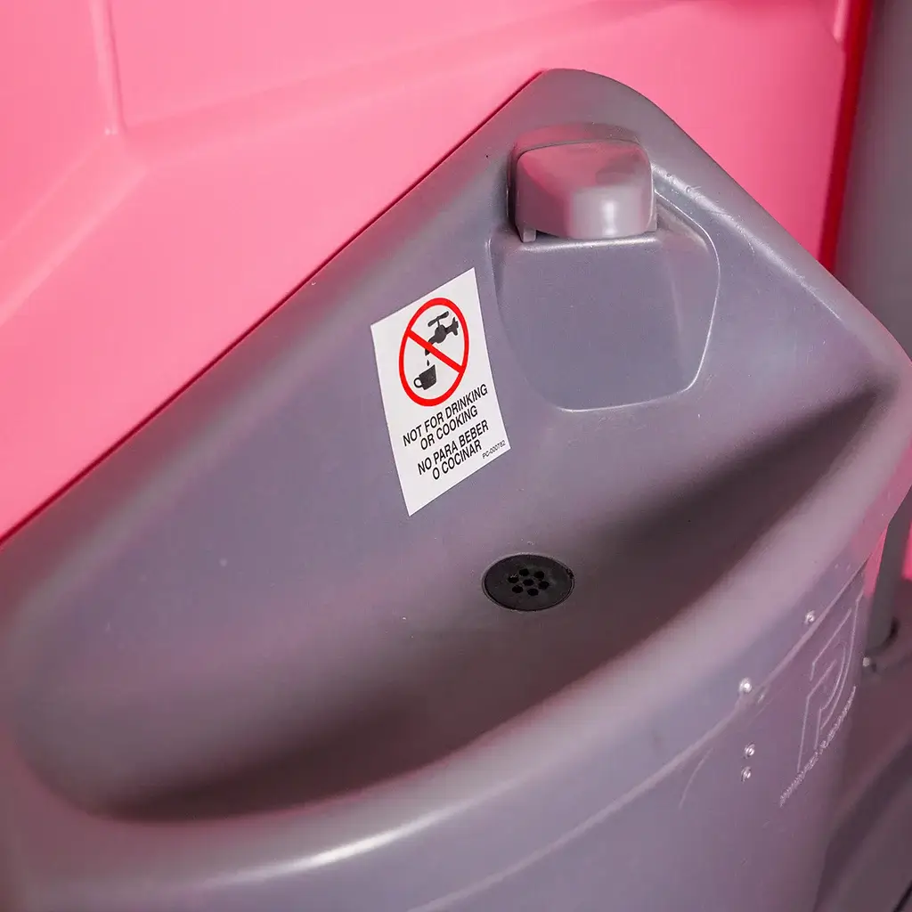 Mobilní toalety: JENNY - GO1 - JOHNNY SERVIS